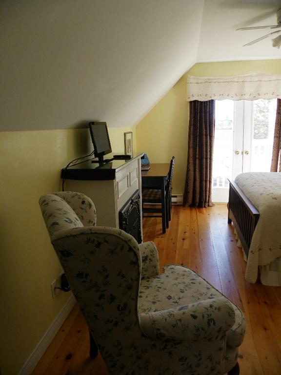 The Colonel'S In Bed And Breakfast 프레더릭턴 객실 사진