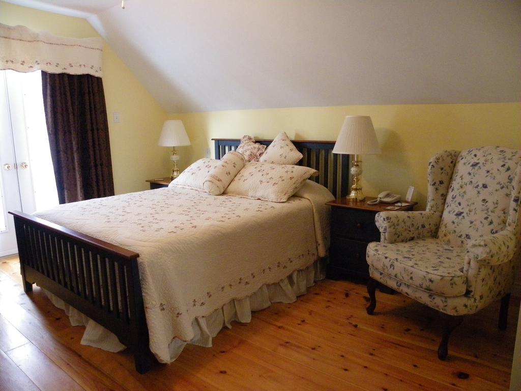 The Colonel'S In Bed And Breakfast 프레더릭턴 객실 사진